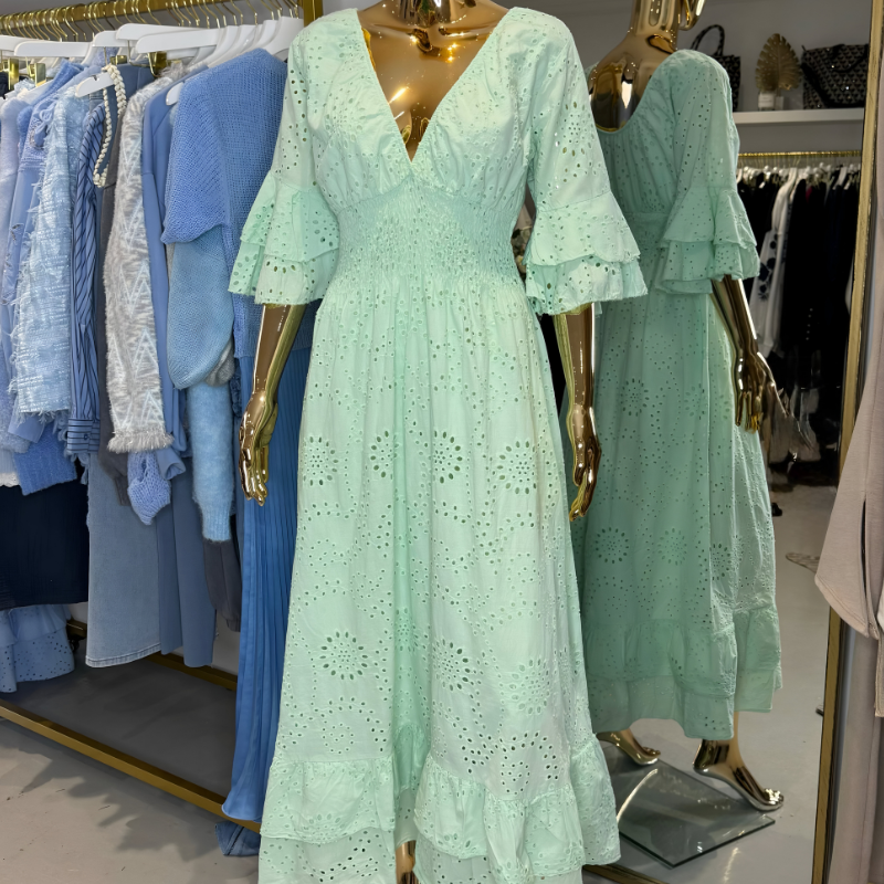 Boho Maxi šaty s řasenými rukávy a výšivkou