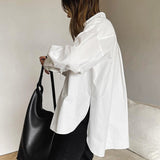 Klasická oversized dámská blůza – Nadčasová, univerzální a minimalistická