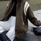 Molly | Casual varsity bunda v retro stylu s pruhovanými detaily na rukávech a žebrovanými manžetami