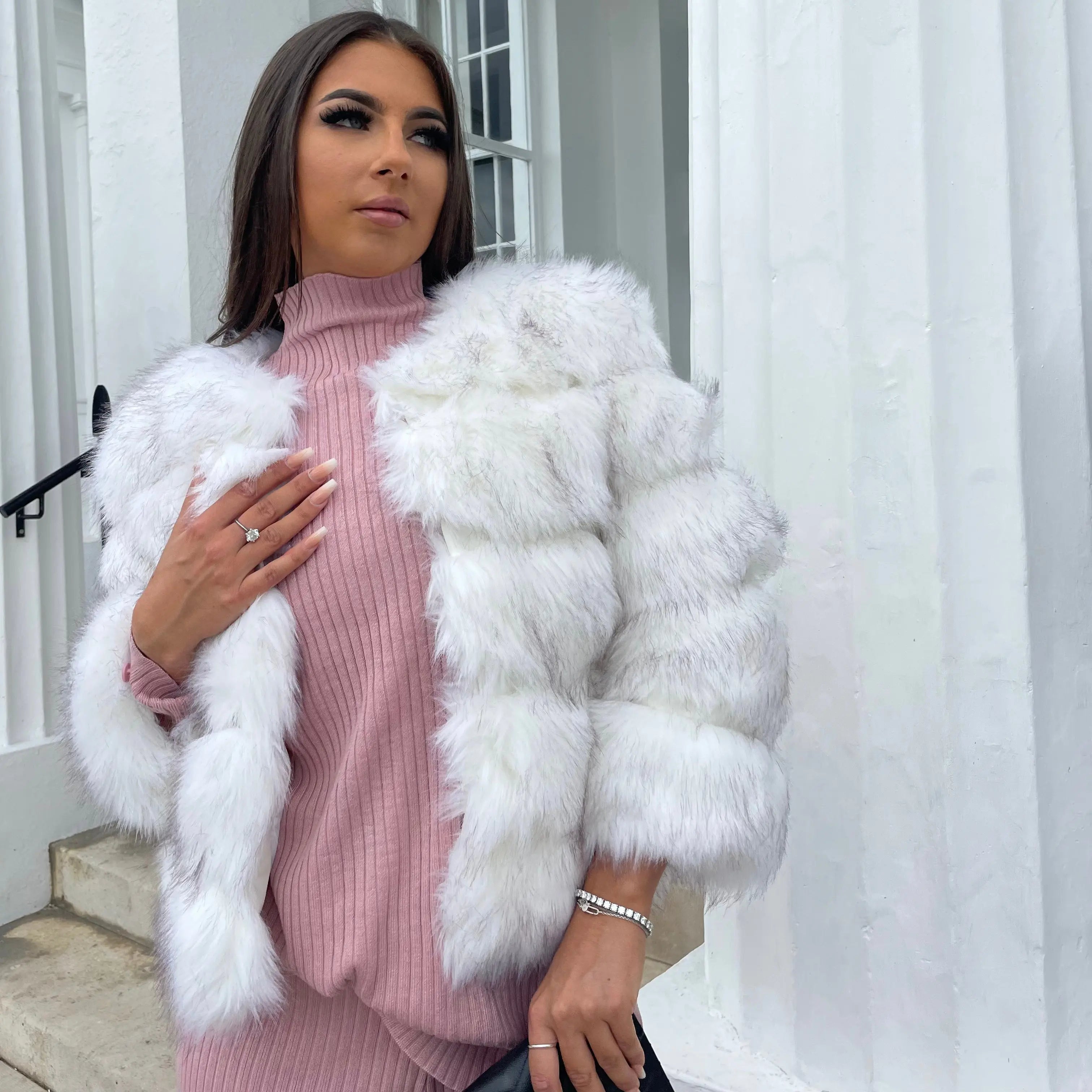 Lacy | Vysoce kvalitní umělá kožešinová bunda – Elegantní design pro eleganci a komfort